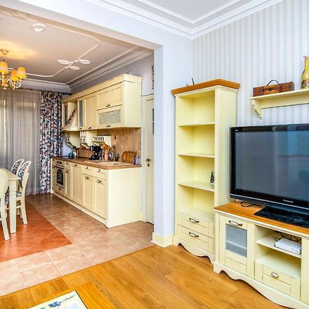 Central Shabby Chic Flat Close To Paid Parking Lejlighed Varna Eksteriør billede