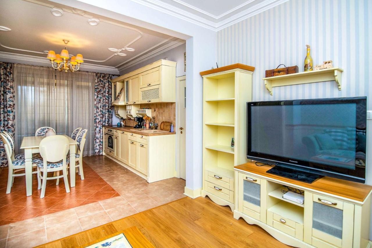 Central Shabby Chic Flat Close To Paid Parking Lejlighed Varna Eksteriør billede